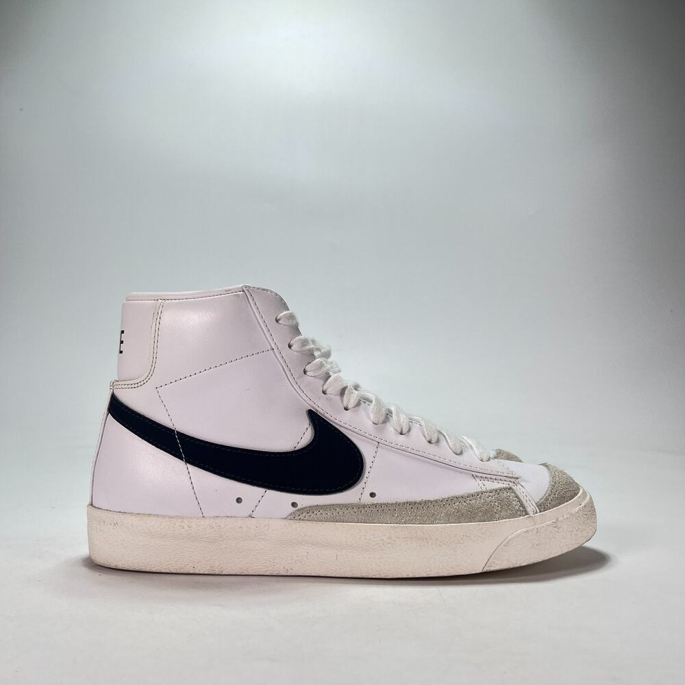 Nike Blazer Mid '77 Vintage White Black High Top Shoes CZ1055-100 Women's Sz 8.5